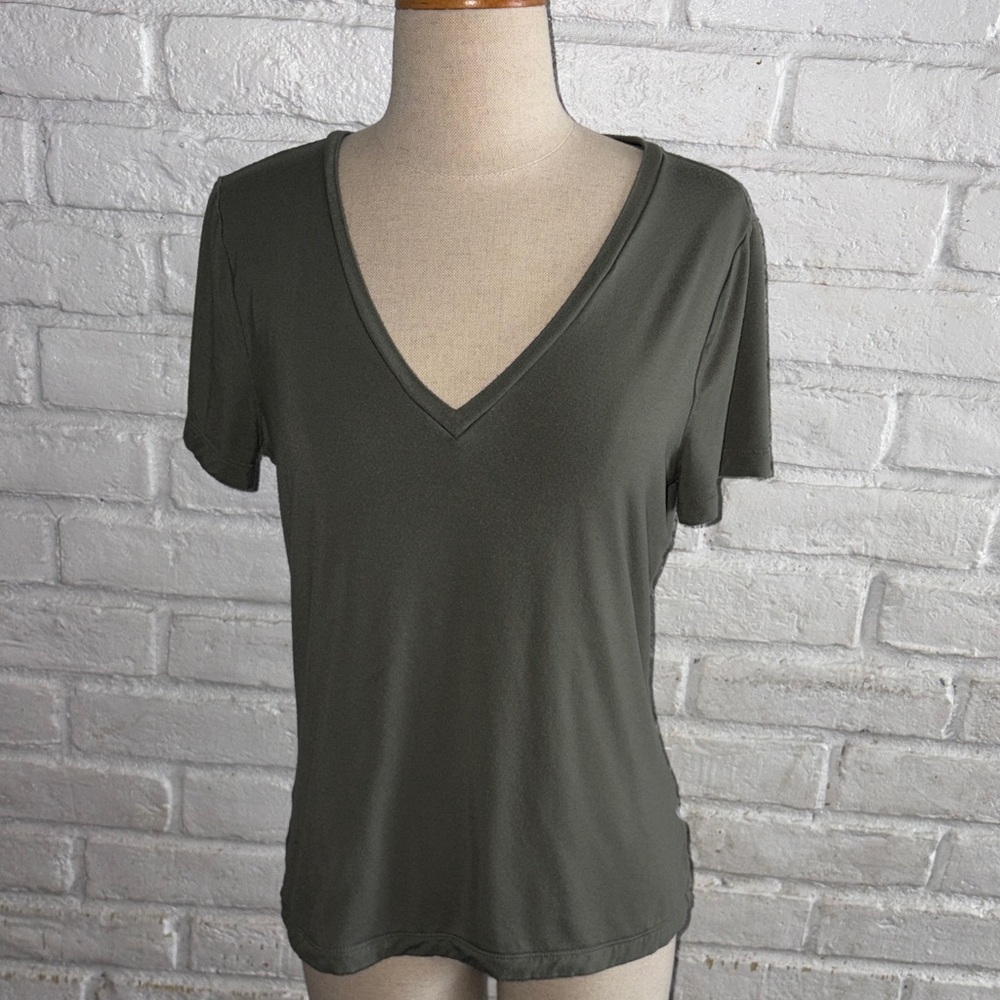 Express Classic V-Neck Olive Green Women's Top Size L